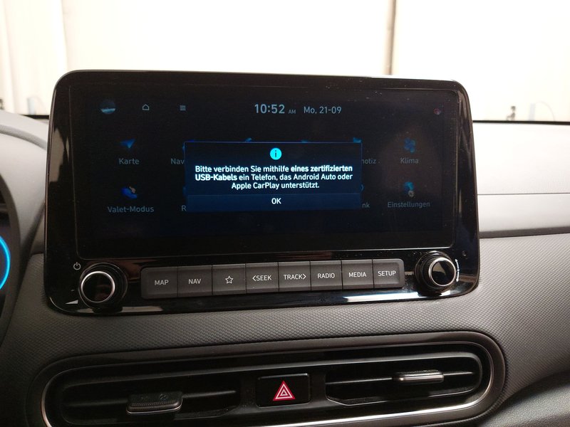 Hyundai Kona 1.6 CRDI Trend automatik • ACC • LED — 19