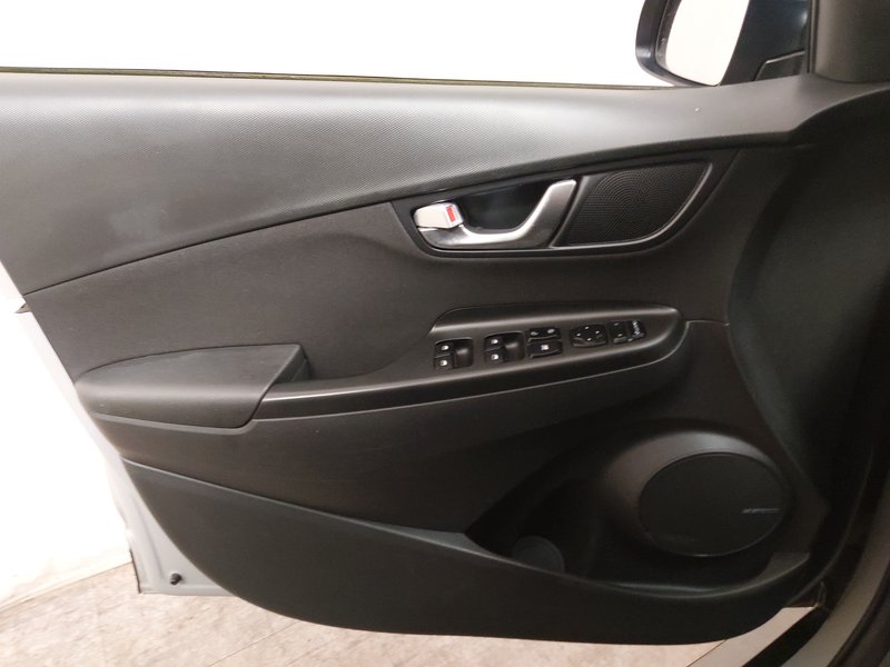 Hyundai Kona 1.6 CRDI Trend automatik • ACC • LED — 5