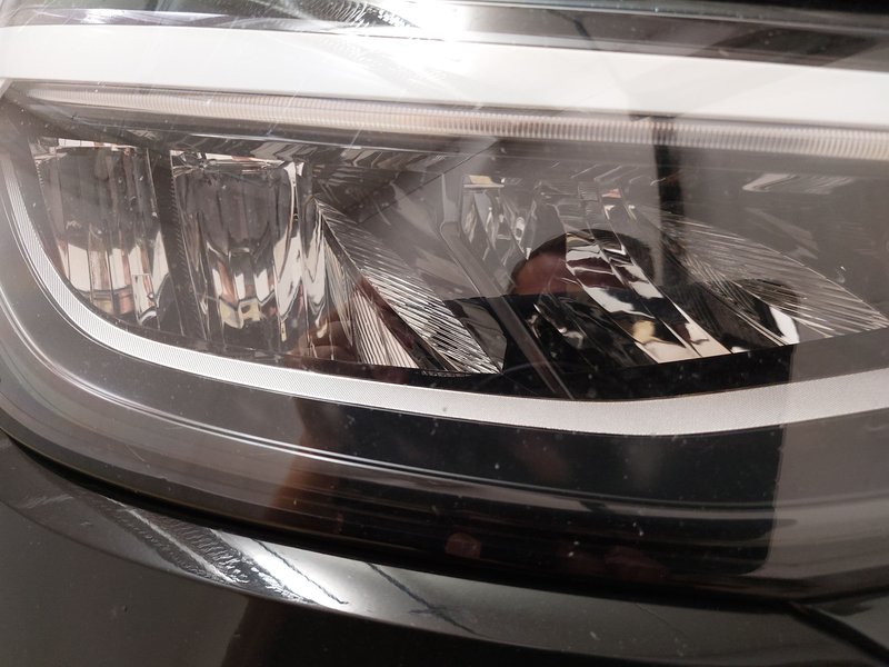 Volkswagen ID.4 Pro Performance • 360° kamera • ACC — 16