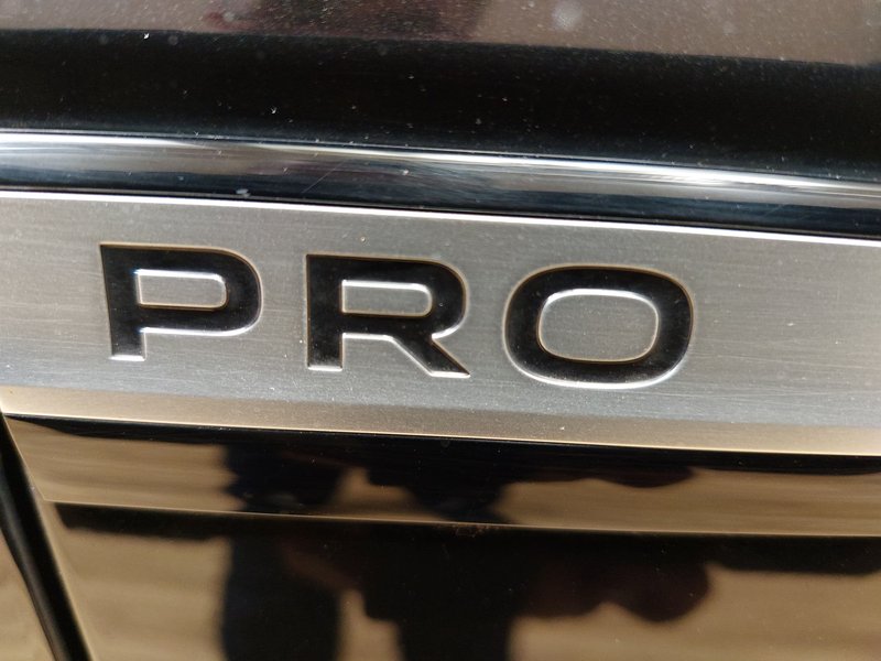 Volkswagen ID.4 Pro Performance • 360° kamera • ACC — 17