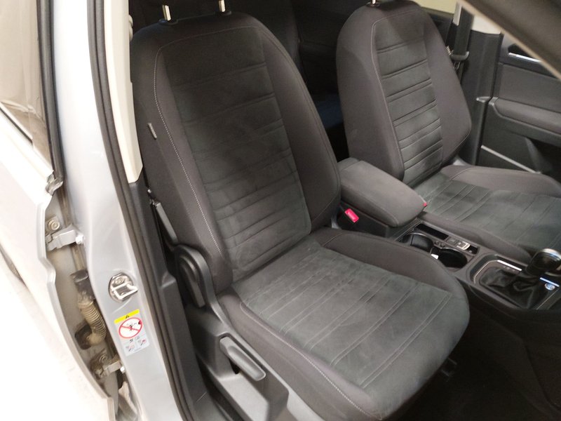 Volkswagen Touran 2.0 TDI Comf. automatik • AHK • električna vrata prtljažnika — 10