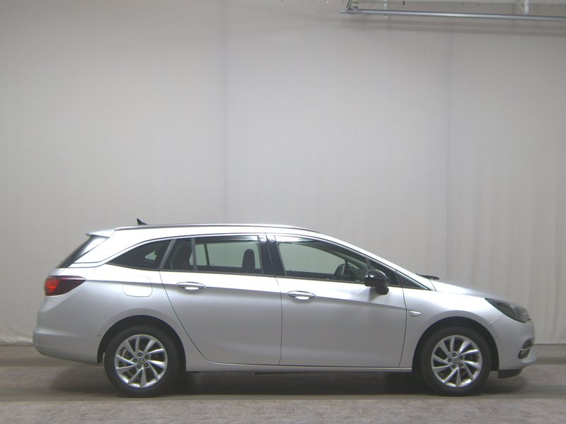 Opel Astra ST 1.2 Turbo • Full LED