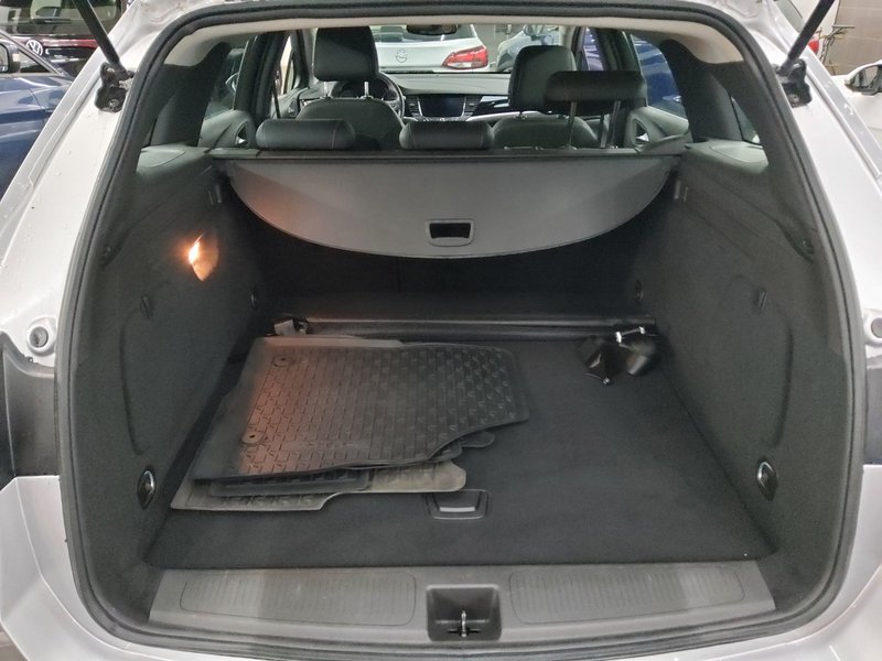 Opel Astra ST 1.2 Turbo • Full LED — 11