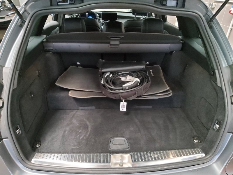 Mercedes-Benz C 300 de karavan automatik AMG Line • 360° kamera • ACC — 12