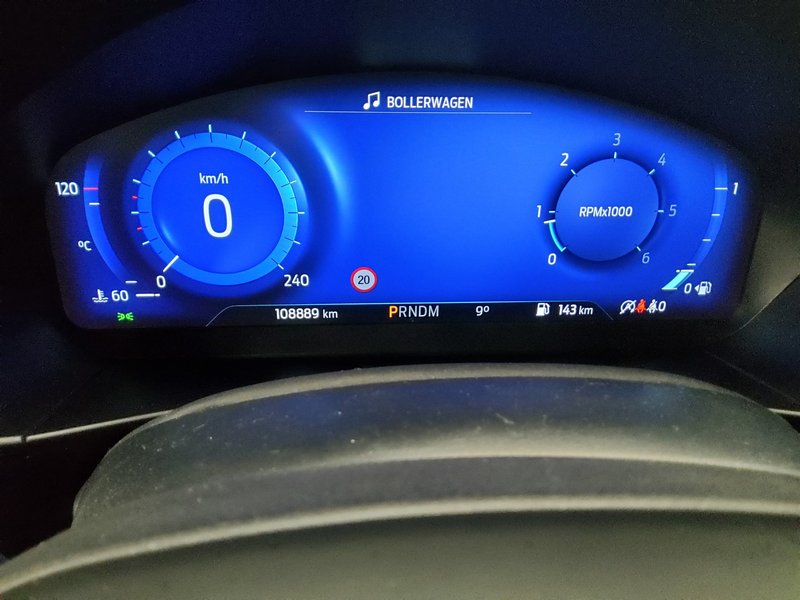 Ford Focus Turnier 1.5 EcoBlue automatik • LED • digitalni instrumenti — 10
