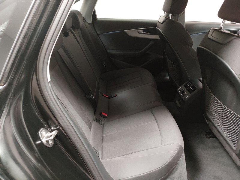 Audi A4 40 TDI automatik advanced • ACC • Full LED — 12