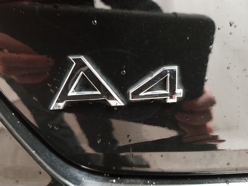Audi A4 40 TDI automatik advanced • ACC • Full LED — 19