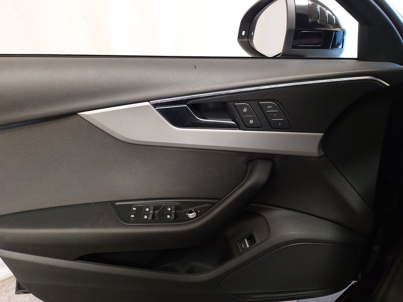 Audi A4 40 TDI automatik advanced • ACC • Full LED — 5