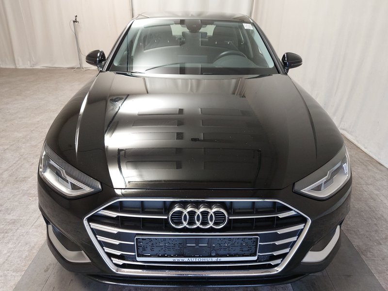 Audi A4 40 TDI automatik advanced • ACC • Full LED — 9