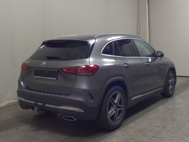 Mercedes-Benz GLA 200 automatik AMG Line • AHK • LED — 4