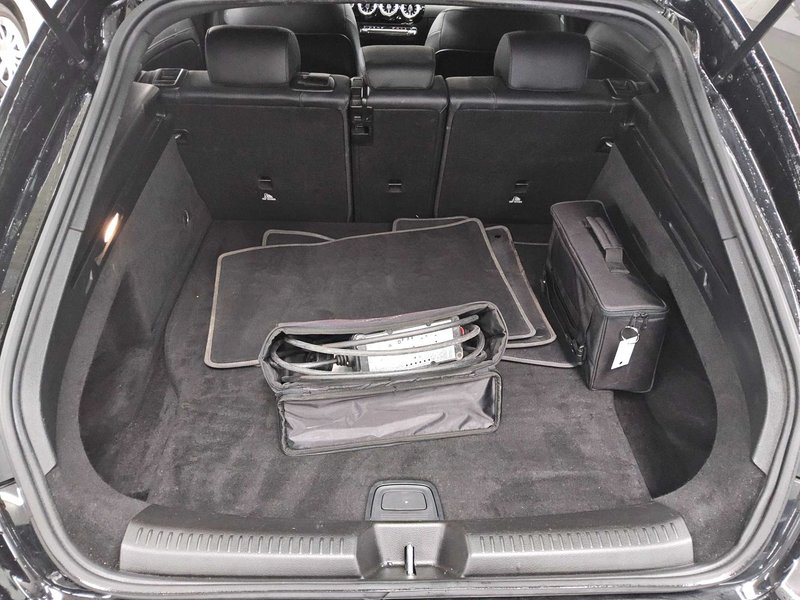 Mercedes-Benz CLA 250 e Shooting Brake automatik Progressive • panorama • LED — 12