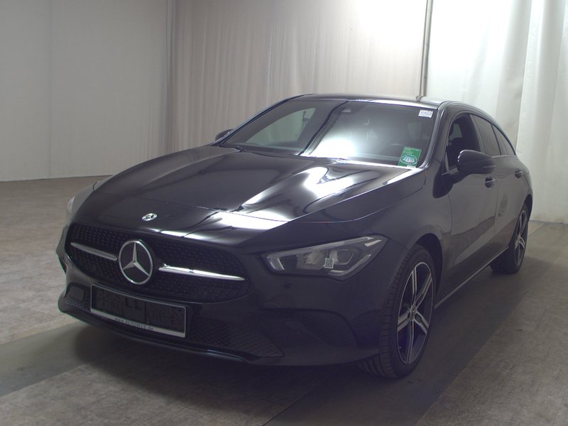 Mercedes-Benz CLA 250 e Shooting Brake automatik Progressive • panorama • LED — 2