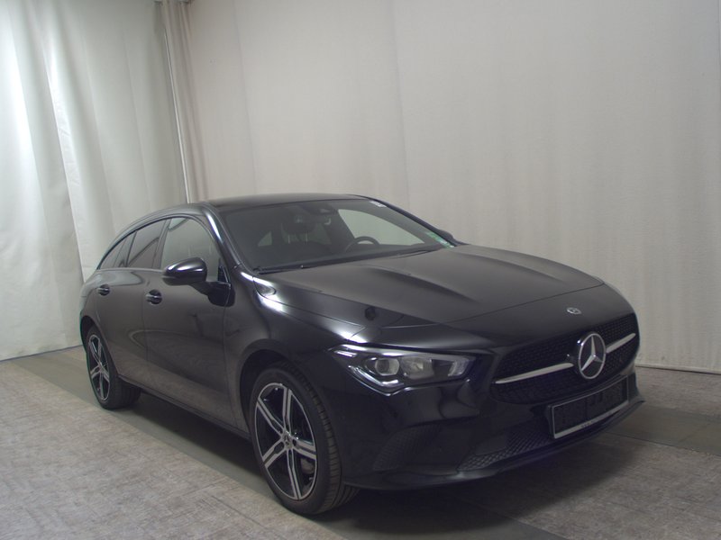 Mercedes-Benz CLA 250 e Shooting Brake automatik Progressive • panorama • LED — 3