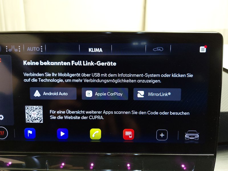 CUPRA Leon Sportstourer 1.4 e-Hybrid automatik • ACC • digitalni instrumenti — 22