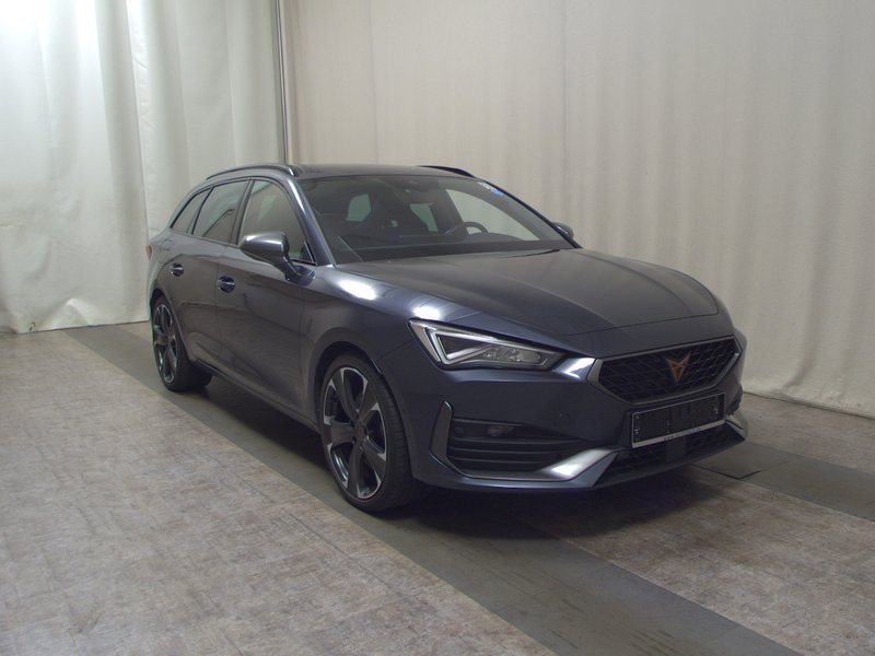 CUPRA Leon Sportstourer 1.4 e-Hybrid automatik • ACC • digitalni instrumenti — 3