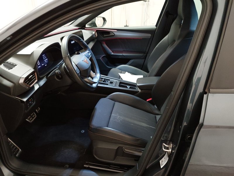 CUPRA Leon Sportstourer 1.4 e-Hybrid automatik • ACC • digitalni instrumenti — 6