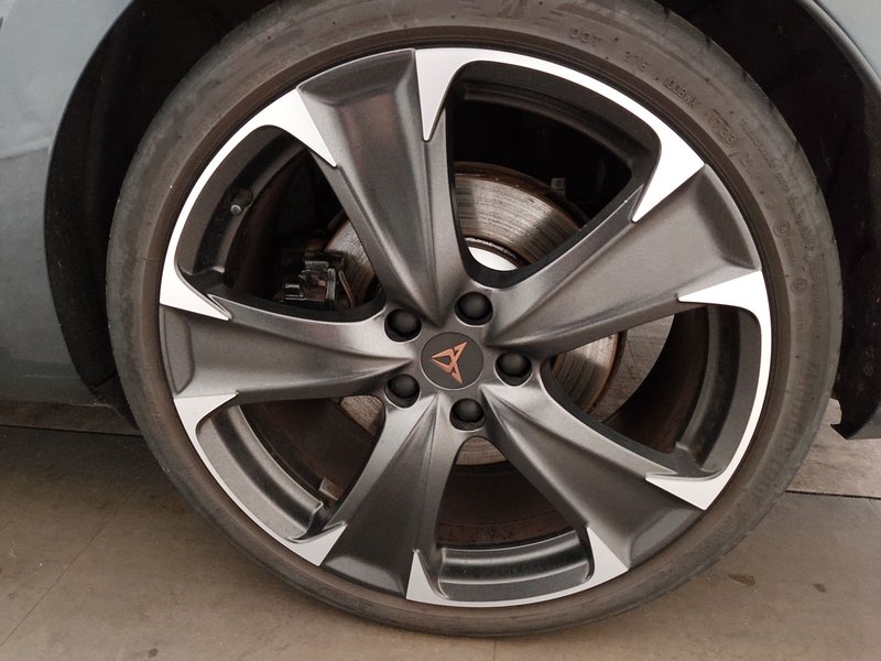CUPRA Leon Sportstourer 1.4 e-Hybrid automatik • ACC • digitalni instrumenti — 8