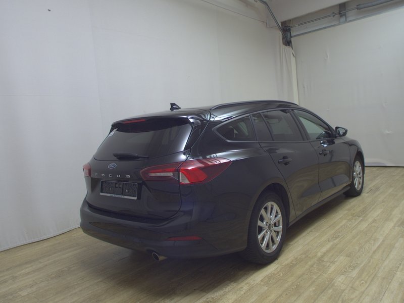 Ford Focus Turnier 1.5 EcoBlue automatik Cool&Connect • bežično punjenje • LED — 4