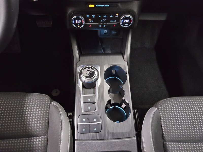 Ford Focus Turnier 1.5 EcoBlue automatik Cool&Connect • bežično punjenje • LED — 6