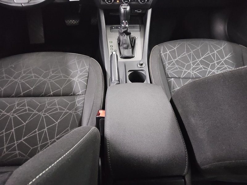 Škoda Octavia Combi 2.0 TDI Clever automatik • ACC • LED — 6