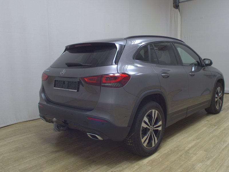 Mercedes-Benz GLA 200 d automatik Progressive • LED • digitalni instrumenti — 4