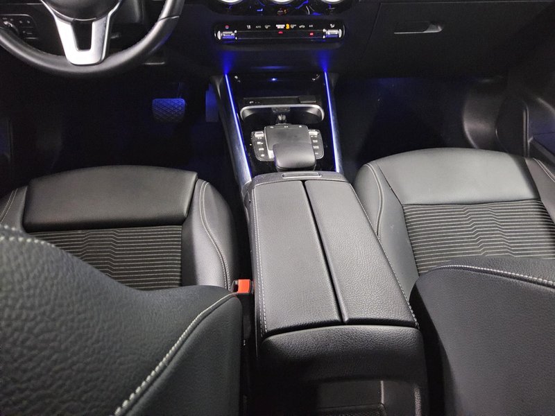 Mercedes-Benz GLA 200 d automatik Progressive • LED • digitalni instrumenti — 6
