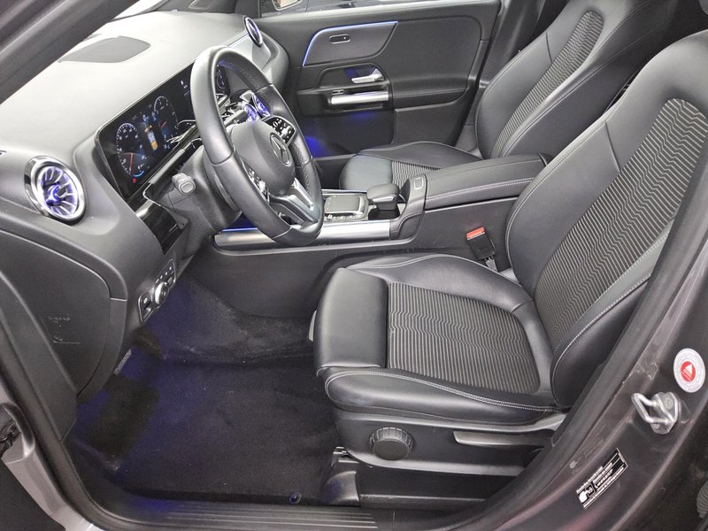 Mercedes-Benz GLA 200 d automatik Progressive • LED • digitalni instrumenti — 9