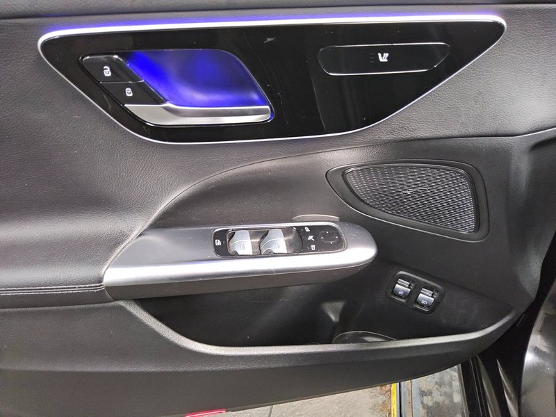 Mercedes-Benz C 300 e automatik Avantgarde • ACC • Full LED — 10