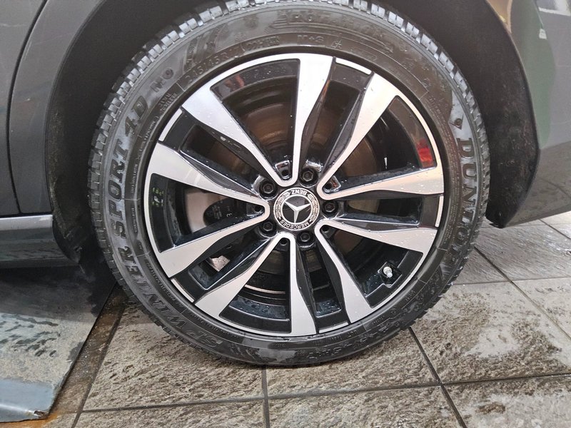 Mercedes-Benz C 300 e automatik Avantgarde • ACC • Full LED — 11