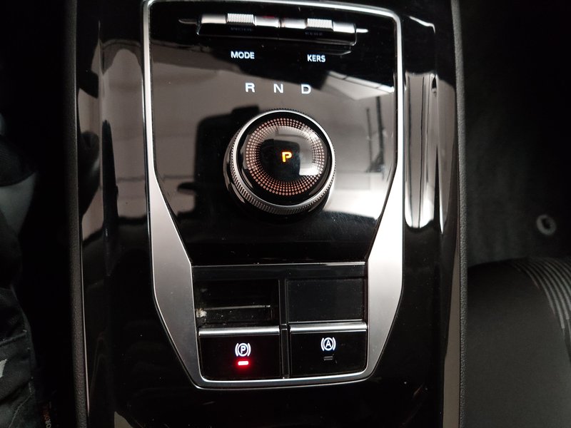 MG MG5 • Full LED • kamera — 15