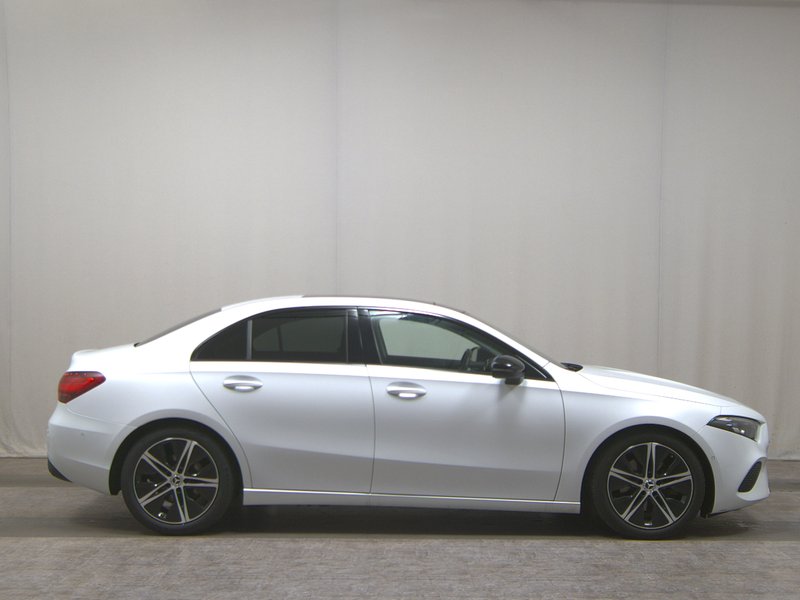 Mercedes-Benz A 220 d automatik Progressive • panorama
