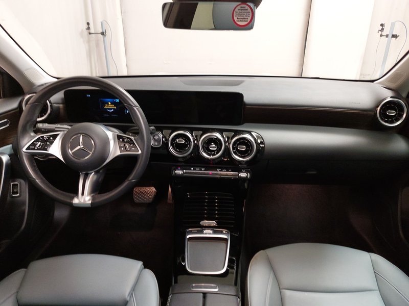 Mercedes-Benz A 220 d automatik Progressive • panorama — 17