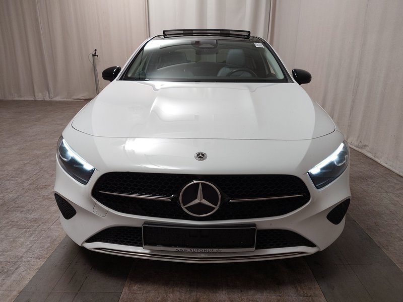 Mercedes-Benz A 220 d automatik Progressive • panorama — 9