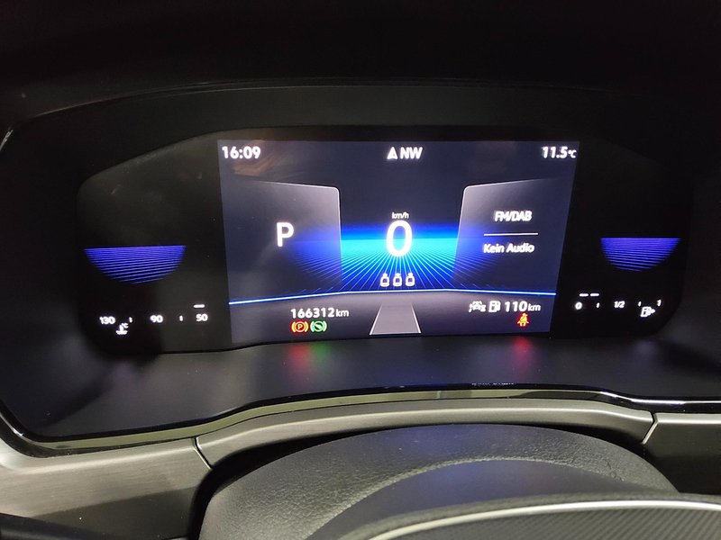 Volkswagen Touran 2.0 TDI automatik Comfortline • Full LED • ACC — 8