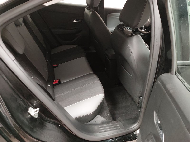 Opel Mokka-e Elegance • Full LED — 12