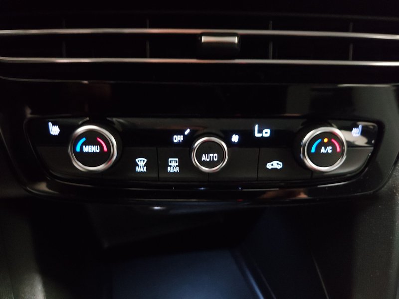 Opel Mokka-e Elegance • Full LED — 15