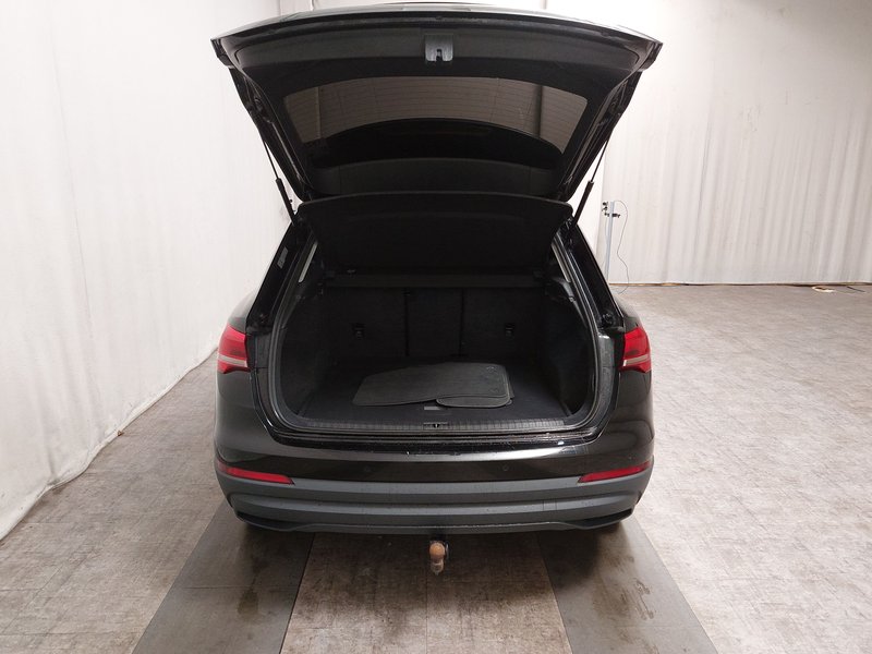 Audi Q3 35 TDI automatik • ACC • AHK — 16