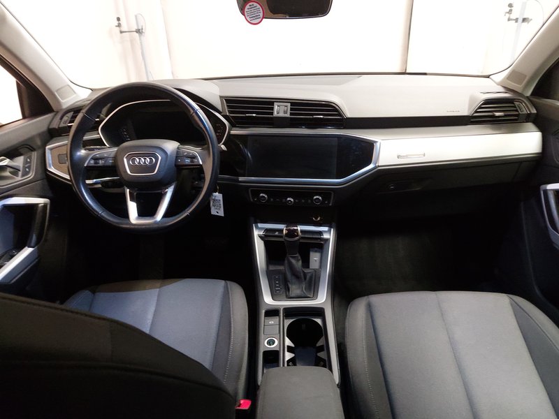 Audi Q3 35 TDI automatik • ACC • AHK — 17