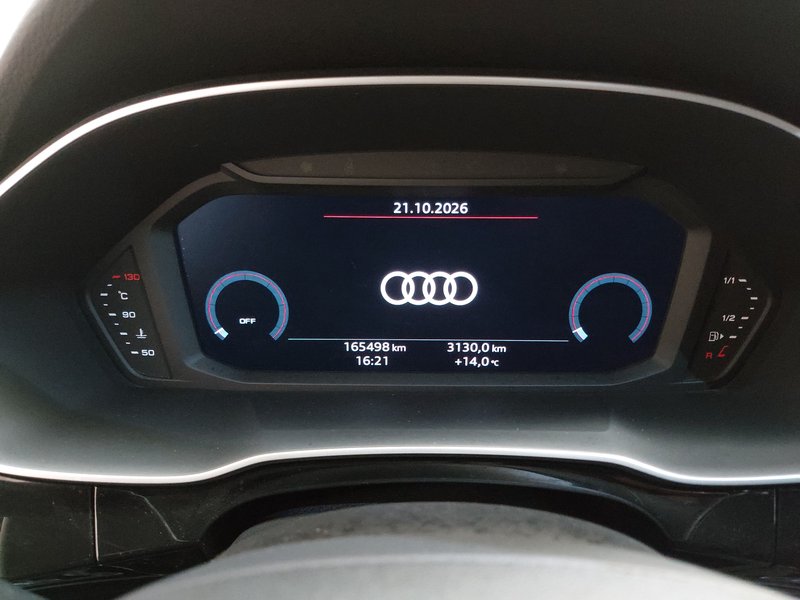 Audi Q3 35 TDI automatik • ACC • AHK — 21