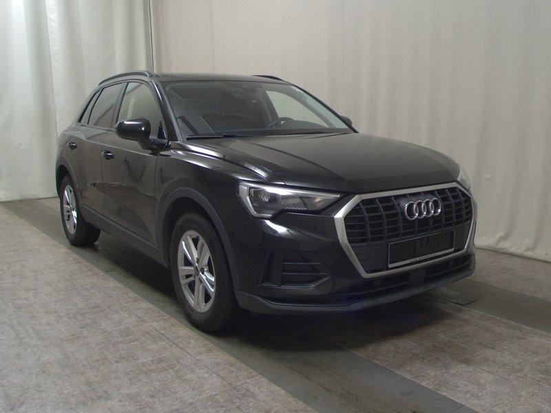 Audi Q3 35 TDI automatik • ACC • AHK — 3