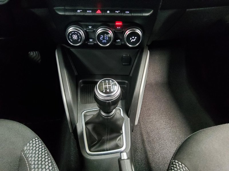 Dacia Duster 1.0 TCe Prestige • AHK • 360° kamera — 6