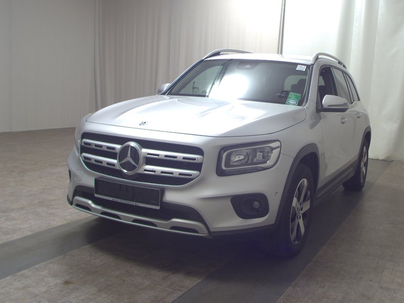 Mercedes-Benz GLB 200 d automatik Style • digitalni instrumenti — 2