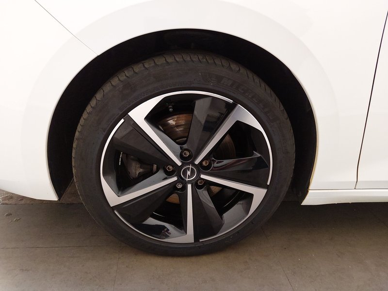Opel Astra Sports Tourer 1.5 D Business Elegance • AHK • Full LED — 8