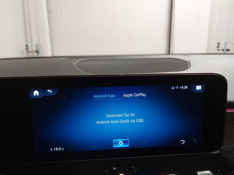 Mercedes-Benz GLB 200 d 4MATIC automatik Progressive • adaptivni ovjes — 19