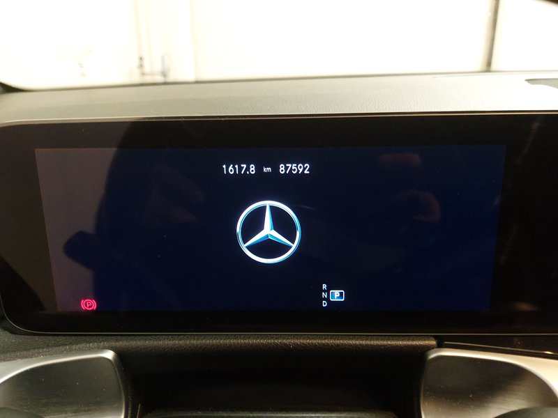 Mercedes-Benz GLB 200 d 4MATIC automatik Progressive • adaptivni ovjes — 22