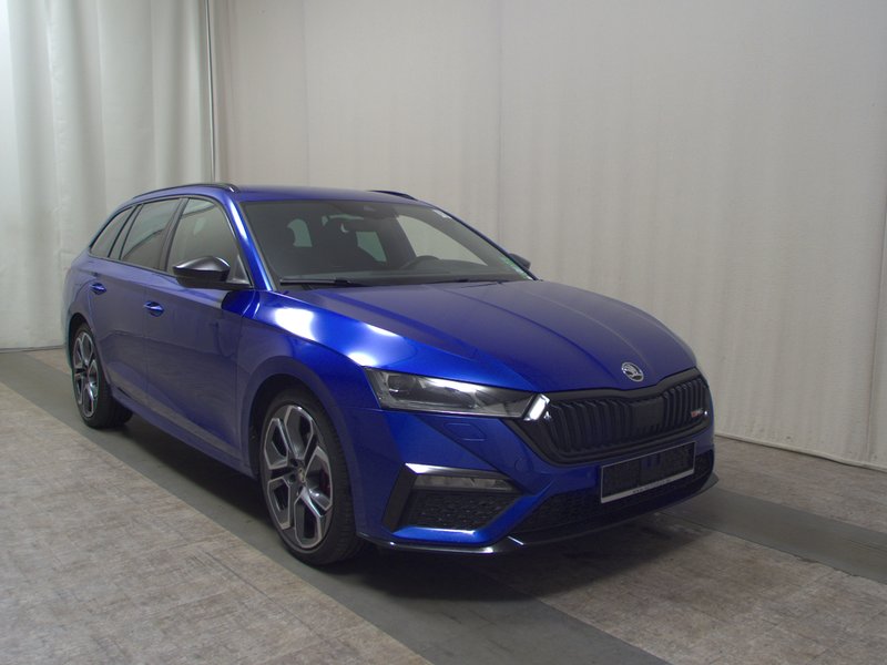 Škoda Octavia Kombi 2.0 TDI 4x4 automatik RS • AHK • električna peta vrata — 3