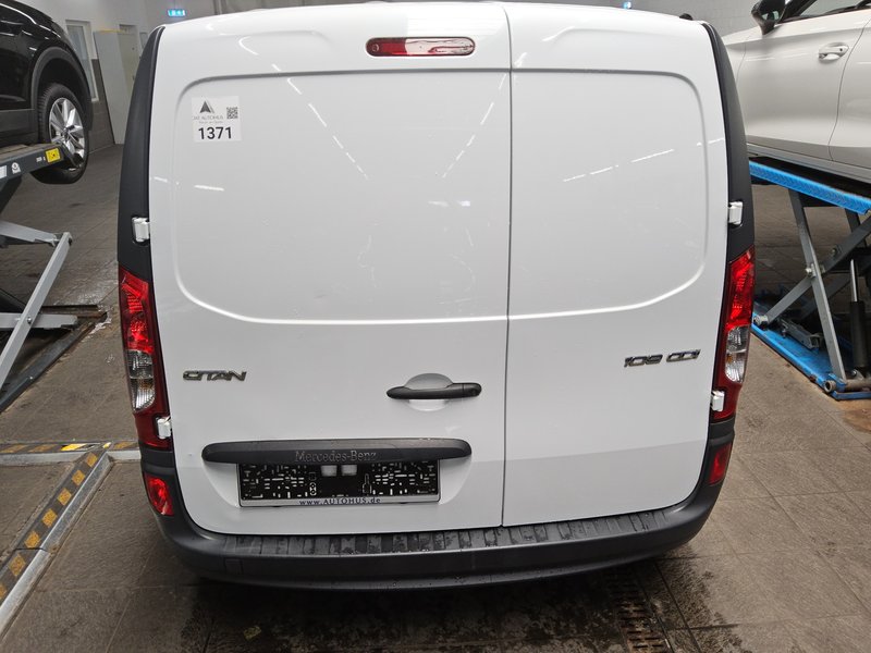 Mercedes-Benz Citan CDI — 10