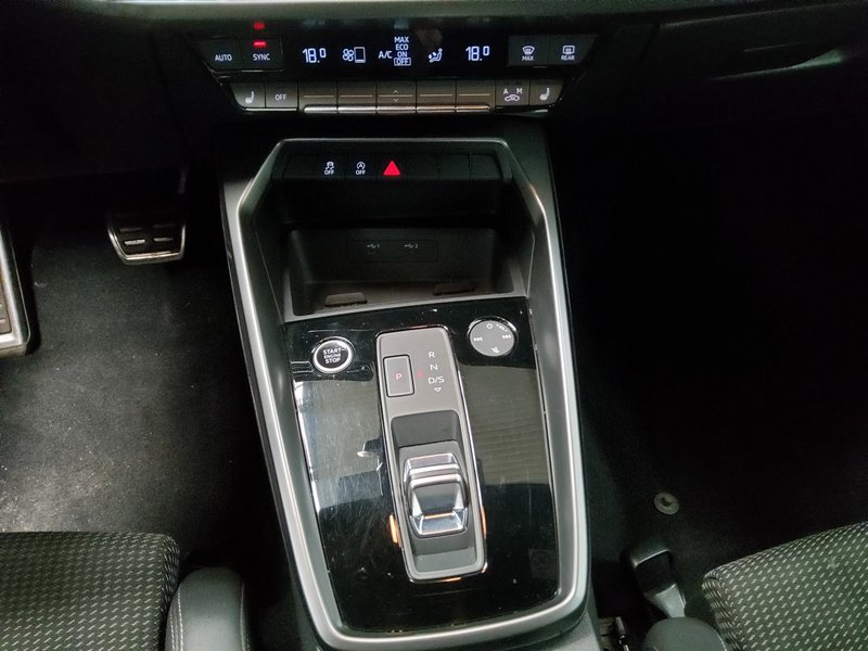 Audi A3 35 TDI automatik S line • ACC • Full LED — 6