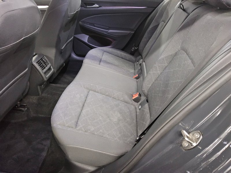 Volkswagen Golf 8 Variant 2.0 TDI automatik Life • ACC • koža — 13