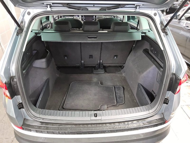 Škoda Kodiaq 2.0 TDI automatik Style • ACC • Full LED — 13